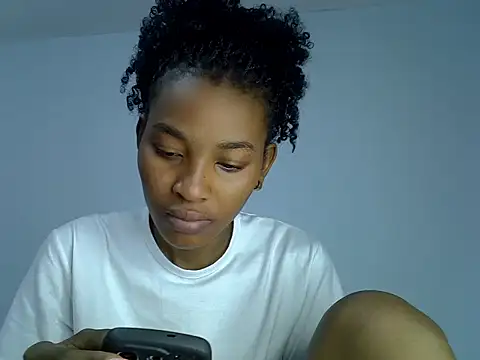 Snapshot of cute-alexis chatting on September 18, 7:18 am cute-alexis online show from September 18, 7:18 am