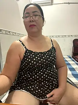 NDith online show from December 2, 1:13 pm