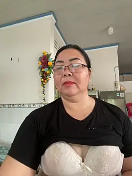 Snapshot of NDith chatting on September 27, 11:34 pm NDith online show from September 27, 11:34 pm