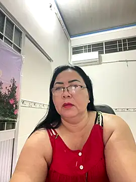 Snapshot of NDith chatting on September 11, 7:25 pm NDith online show from September 11, 7:25 pm