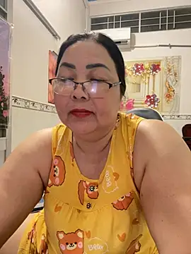 NDith online show from April 8, 12:51 pm