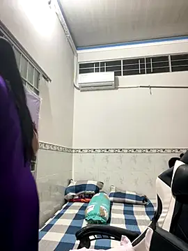 Snapshot of NDith chatting on October 25, 11:29 am NDith online show from October 25, 11:29 am