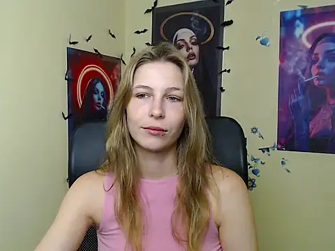 StrangerGi online show from June 26, 6:14 am
