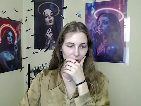 StrangerGi online show from October 18, 11:46 am