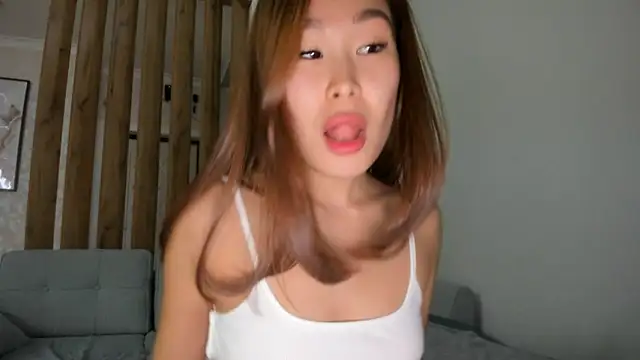 Snapshot of Yukisans chatting on September 27, 11:50 am Yukisans online show from September 27, 11:50 am