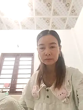 Sexy-ladyboobs20 online show from May 3, 5:22 am