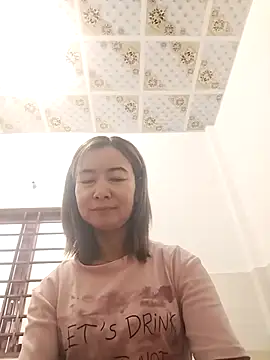 Sexy-ladyboobs20 online show from September 26, 2:53 am