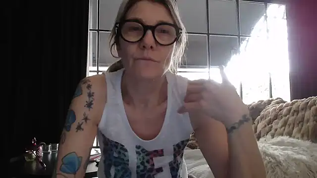 godinflower online show from March 6, 1:50 pm