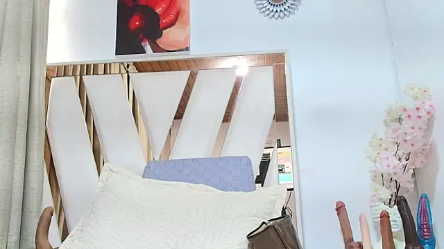 Snapshot of _Marcela__ chatting on September 30, 1:06 pm Marcela online show from September 30, 1:06 pm