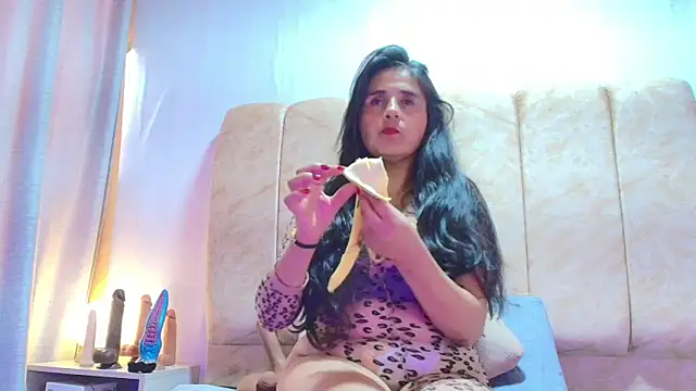 Snapshot of _Marcela__ chatting on October 2, 1:27 pm Marcela online show from October 2, 1:27 pm