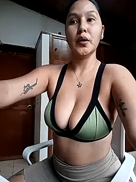 SamaraJay1 online show from February 25, 4:05 pm