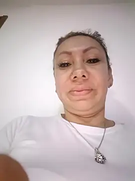 Snapshot of coral_smitth chatting on October 20, 8:34 pm coral smitth online show from October 20, 8:34 pm