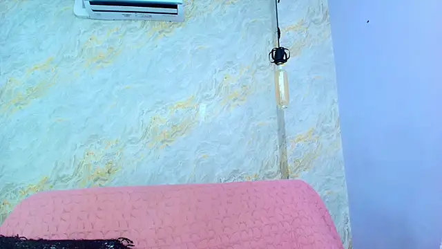 Mia candy 0 online show from December 16, 12:11 pm