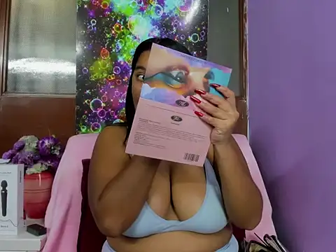 Sam-Evans-hot online show from October 1, 8:14 pm