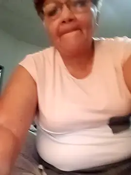 Madrastrahot69 online show from February 13, 7:48 pm