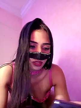 Snapshot of ---sophia--- chatting on October 18, 10:55 pm ---sophia--- online show from October 18, 10:55 pm