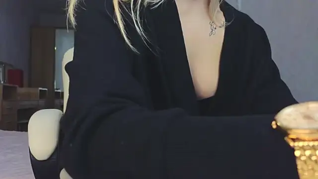 Marietta Castro online show from April 13, 4:52 pm