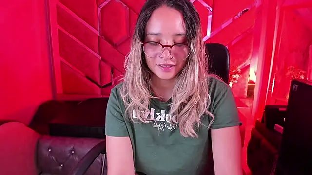 Olivia Fox69 online show from February 27, 4:12 am