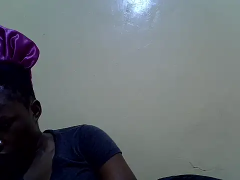 Snapshot of sweetangel41 chatting on September 25, 7:45 pm sweetangel41 online show from September 25, 7:45 pm