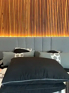 Snapshot of EmiilyAdams_ chatting on October 23, 9:54 pm EmiilyAdams  online show from October 23, 9:54 pm