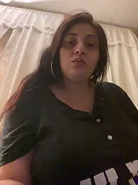 kriztal pretty online show from May 29, 6:00 am