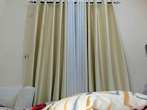 dolly booty online show from May 15, 9:06 pm