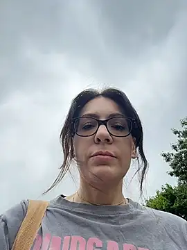 BeautifulMesss online show from June 26, 4:19 pm
