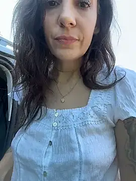 BeautifulMesss online show from July 27, 4:59 pm