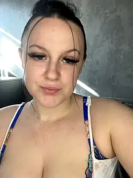 riri bstvx online show from October 12, 10:06 am