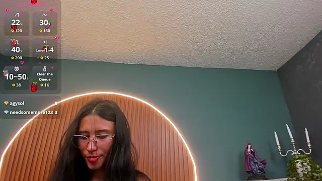 Snapshot of NayeCloud chatting on November 1, 4:16 am NayeCloud online show from November 1, 4:16 am