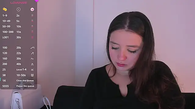 Sabrina Lennox online show from September 22, 1:09 pm