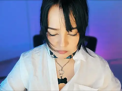 Snapshot of ValeryySoto_ chatting on October 4, 3:01 am ValeryySoto online show from October 4, 3:01 am