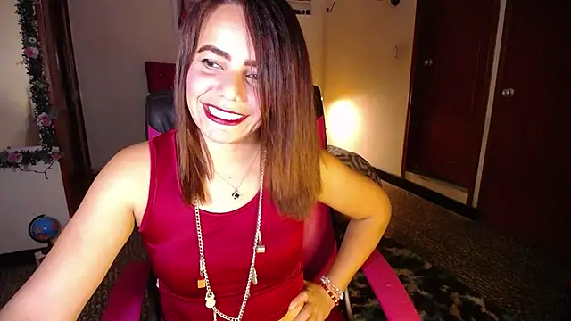 Snapshot of danielle_rose_1 chatting on October 8, 5:39 pm danielle rose 1 online show from October 8, 5:39 pm