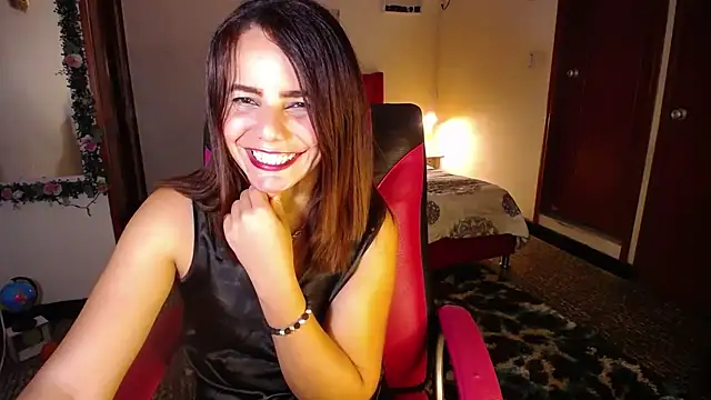 Snapshot of danielle_rose_1 chatting on September 12, 10:17 pm danielle rose 1 online show from September 12, 10:17 pm