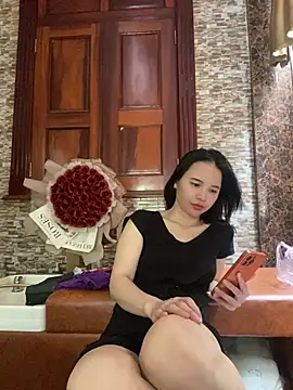 LiLi-Kirix99 online show from July 6, 5:02 am