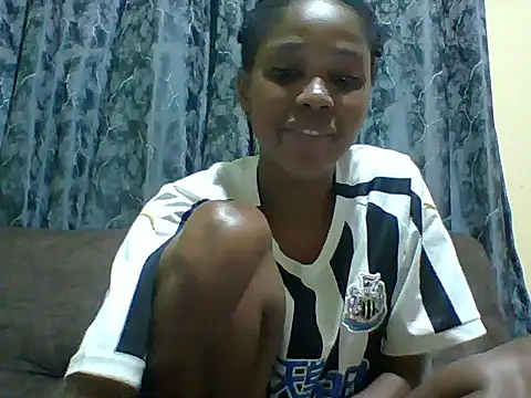 miss lyne001 online show from October 22, 2:33 pm