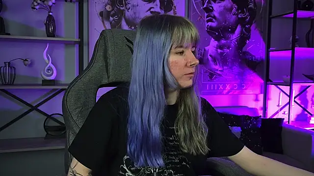 LexiWenford online show from May 7, 3:11 am