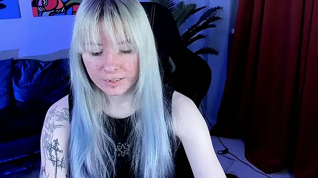 LexiWenford online show from November 27, 4:04 am