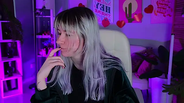 LexiWenford online show from March 30, 2:44 am