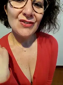 Viola8p online show from December 18, 11:15 am