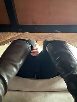 Asia-Melody online show from February 3, 5:05 am