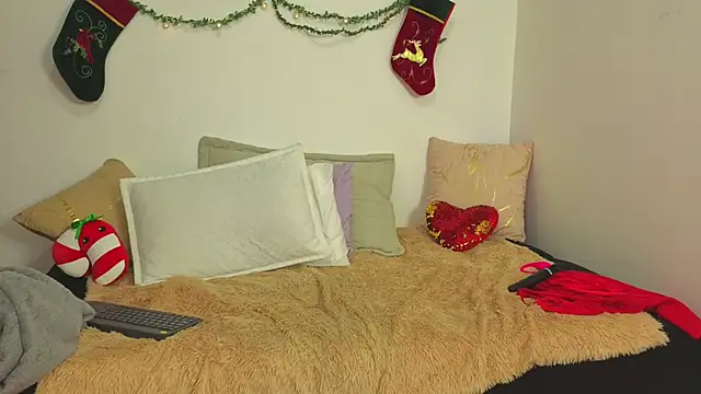 Snapshot of Natasha_Kinski chatting on November 1, 10:58 pm Natasha Kinski online show from November 1, 10:58 pm