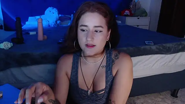 luna palmerau online show from November 10, 11:55 pm