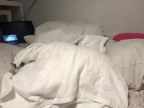 gymyagirlll online show from October 21, 3:32 am