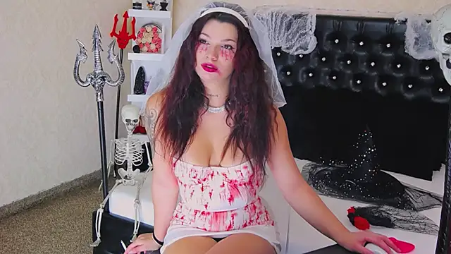 Snapshot of Allisonn223 chatting on October 31, 1:37 pm Allisonn223 online show from October 31, 1:37 pm