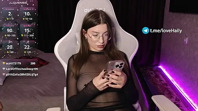 EuphoriaHaily online show from October 29, 1:37 pm