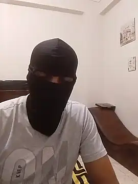 Nisreenn online show from October 30, 1:41 am