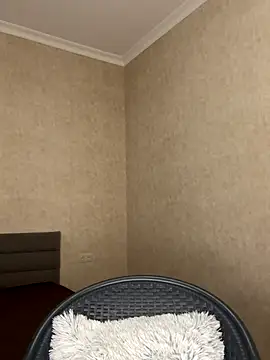 Snapshot of Polli_Kiss chatting on October 24, 4:03 pm Polli Kiss online show from October 24, 4:03 pm