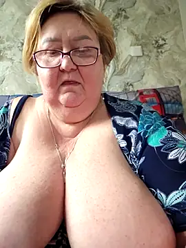 Awn290668 online show from May 9, 1:02 pm