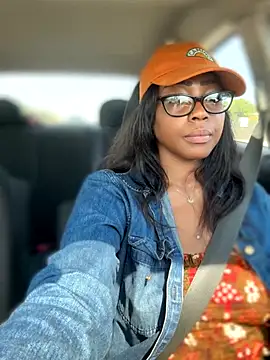 Snapshot of Blazerina chatting on September 19, 5:01 pm Blazerina online show from September 19, 5:01 pm